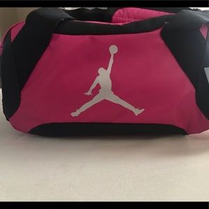 Air Jordan’s insulated lunch bag
